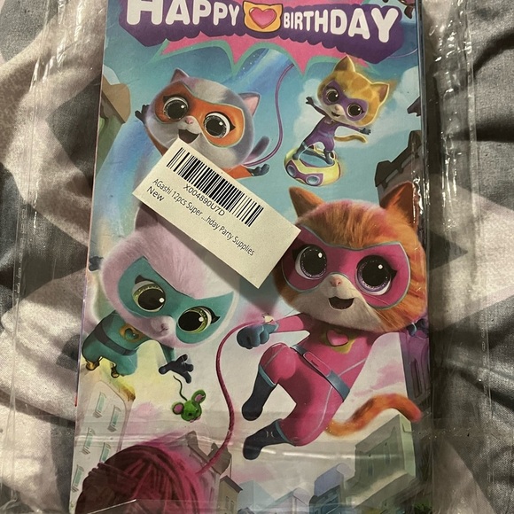 Superhero Cat Gift Bags - Picture 5 of 7
